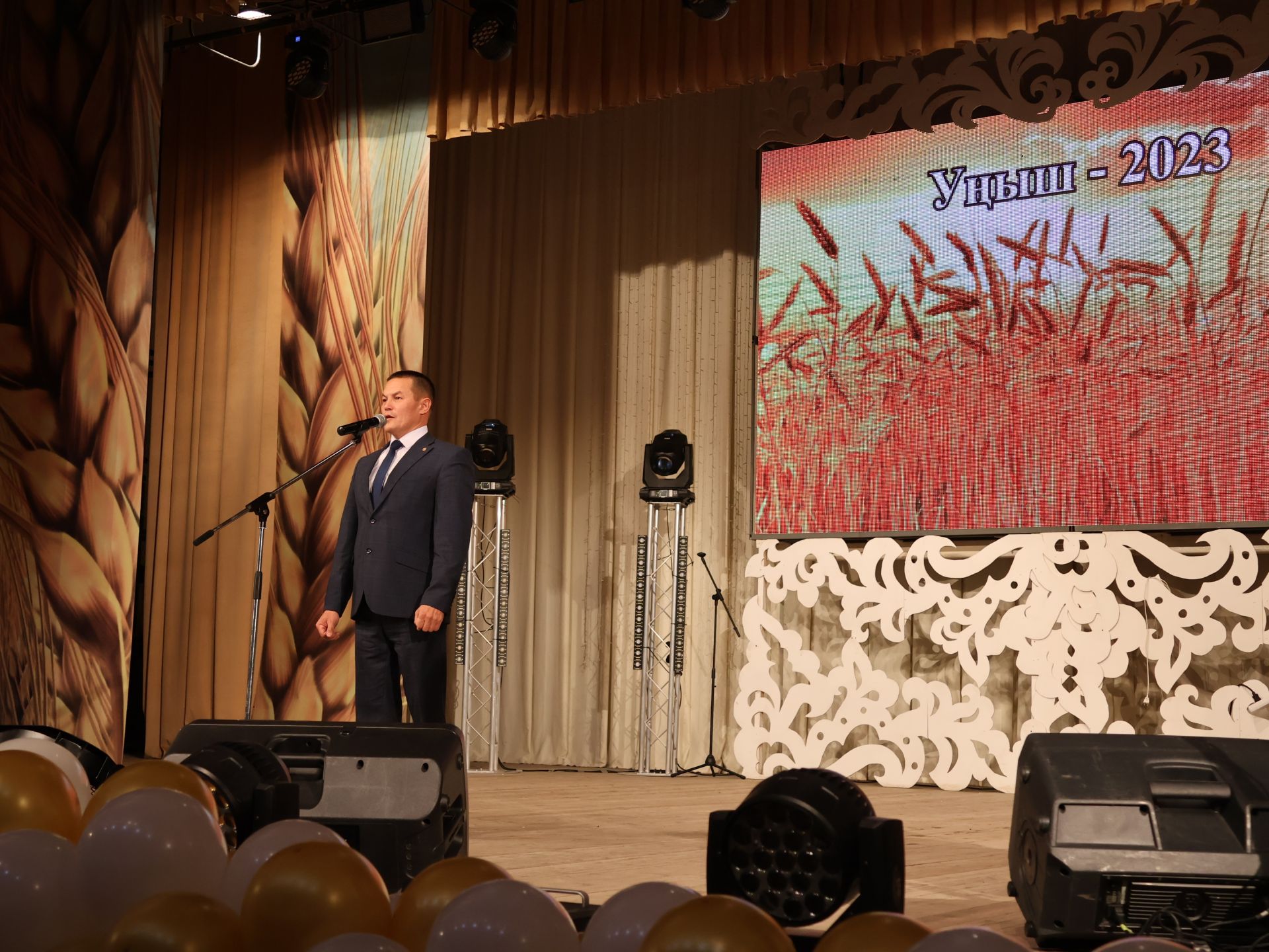 Уңыш-2023: Районыбызда кыр батырларын данладылар