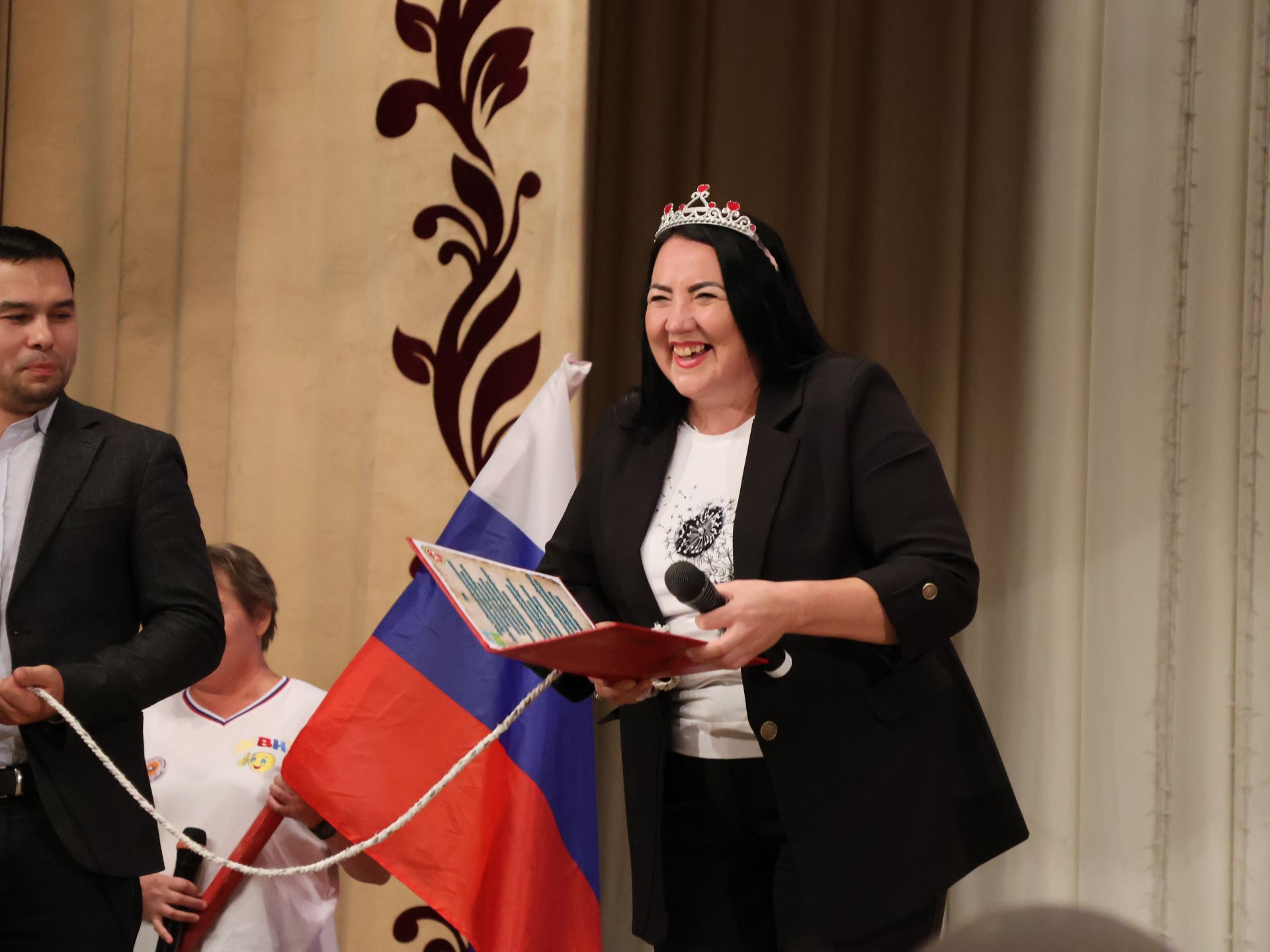 «Шаярыш-ярыш» КВН уенының быелгы җиңүчесе- Пучы командасы