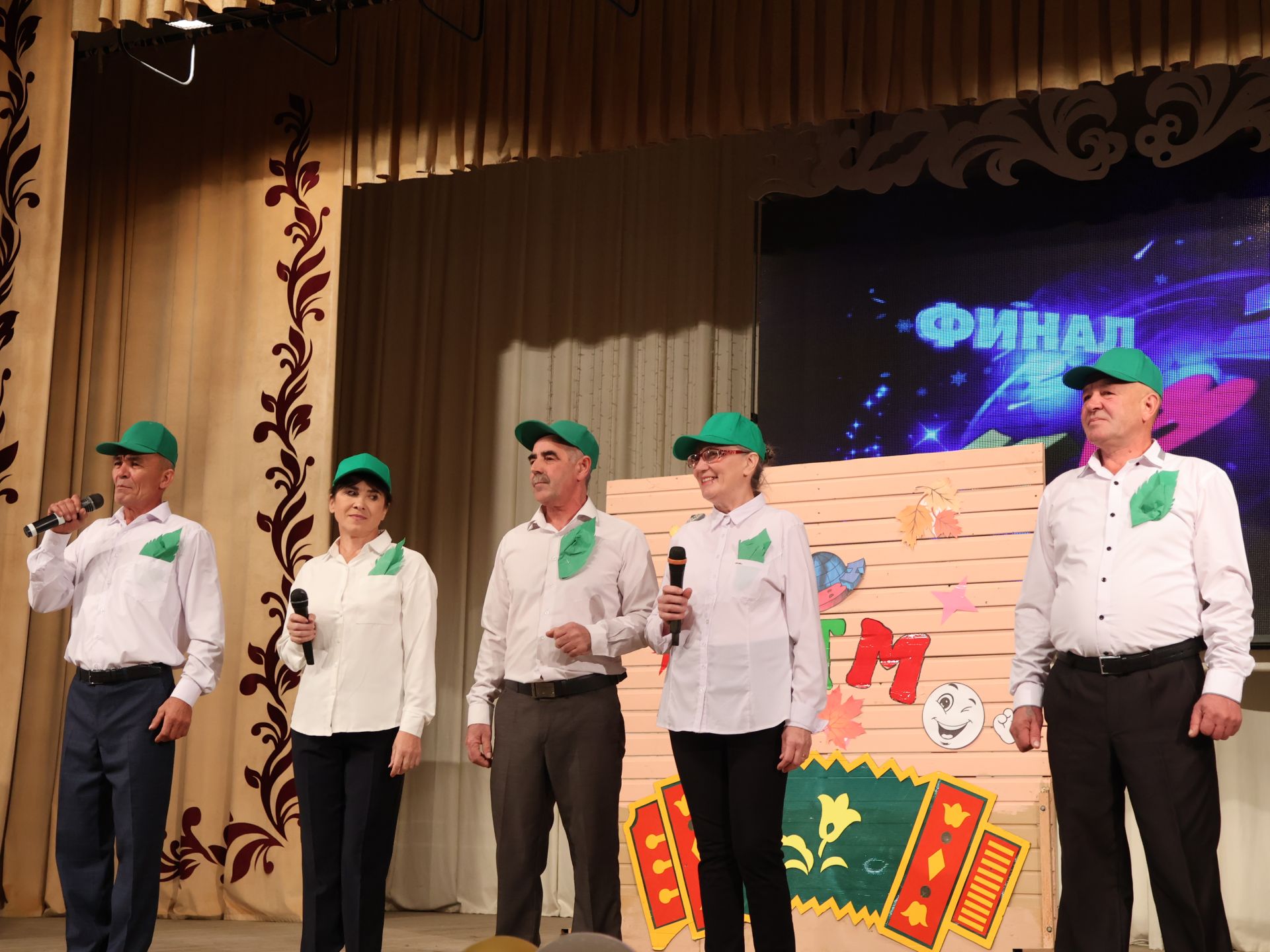 «Шаярыш-ярыш» КВН уенының быелгы җиңүчесе- Пучы командасы
