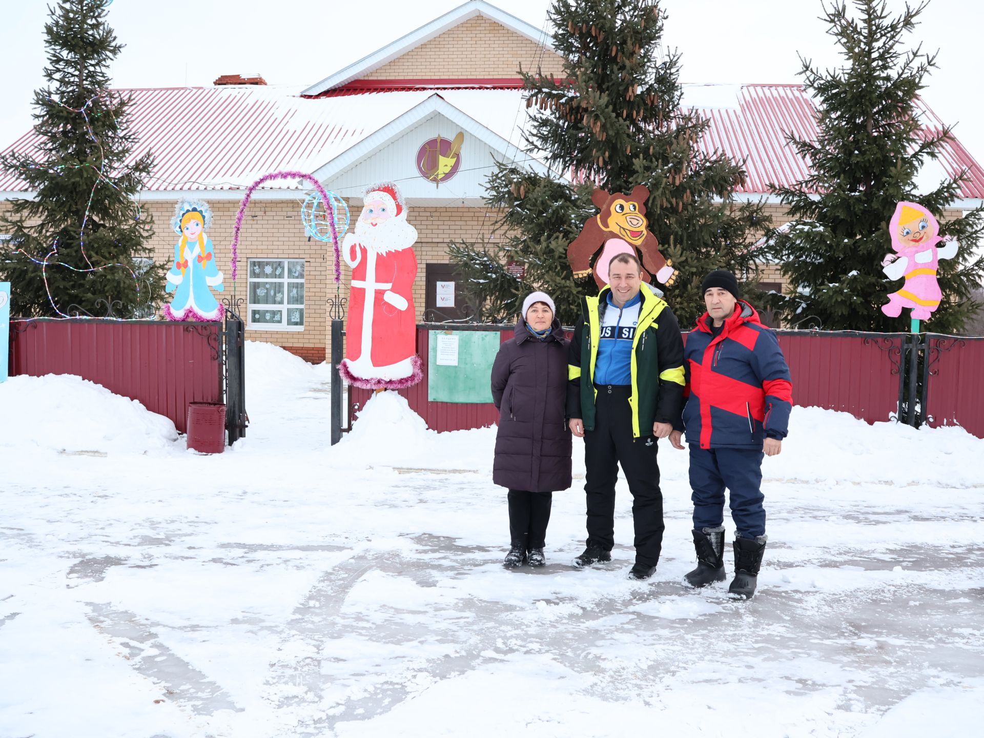 Авыл җирлекләренең Яңа елга бизәлеше