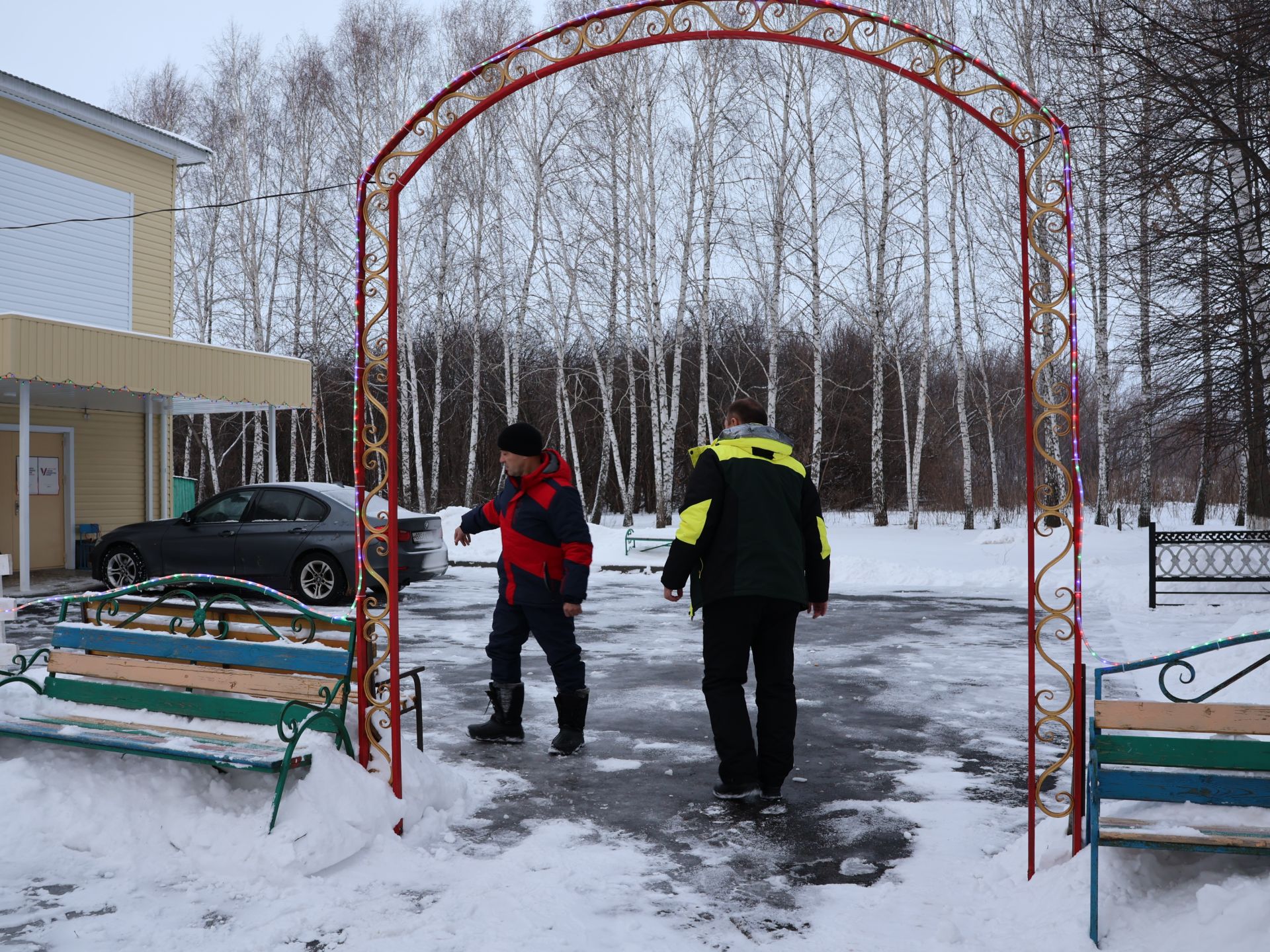 Авыл җирлекләренең Яңа елга бизәлеше