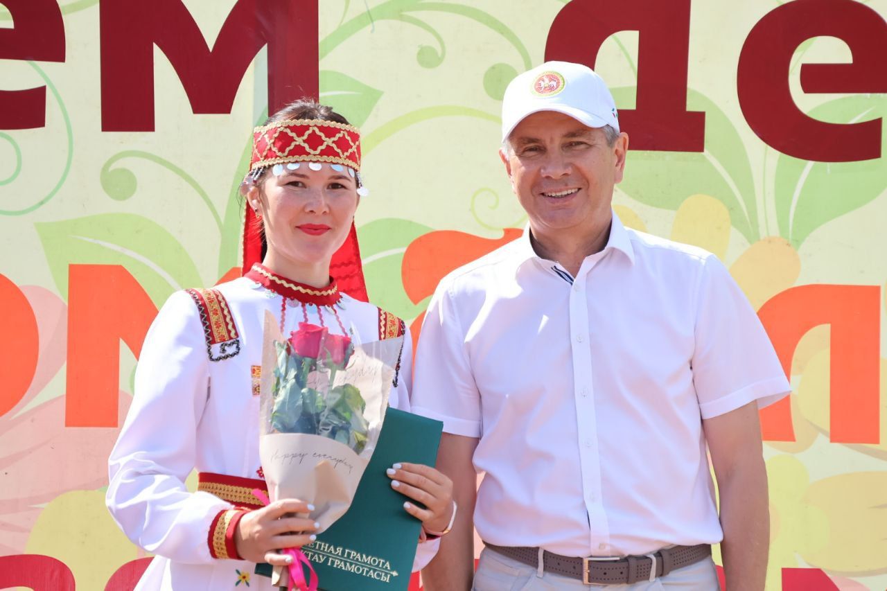 Изге эшләр, ихлас гамәлләр: Мари Суыксу авылы бәйрәменнән безнең фоторепортаж