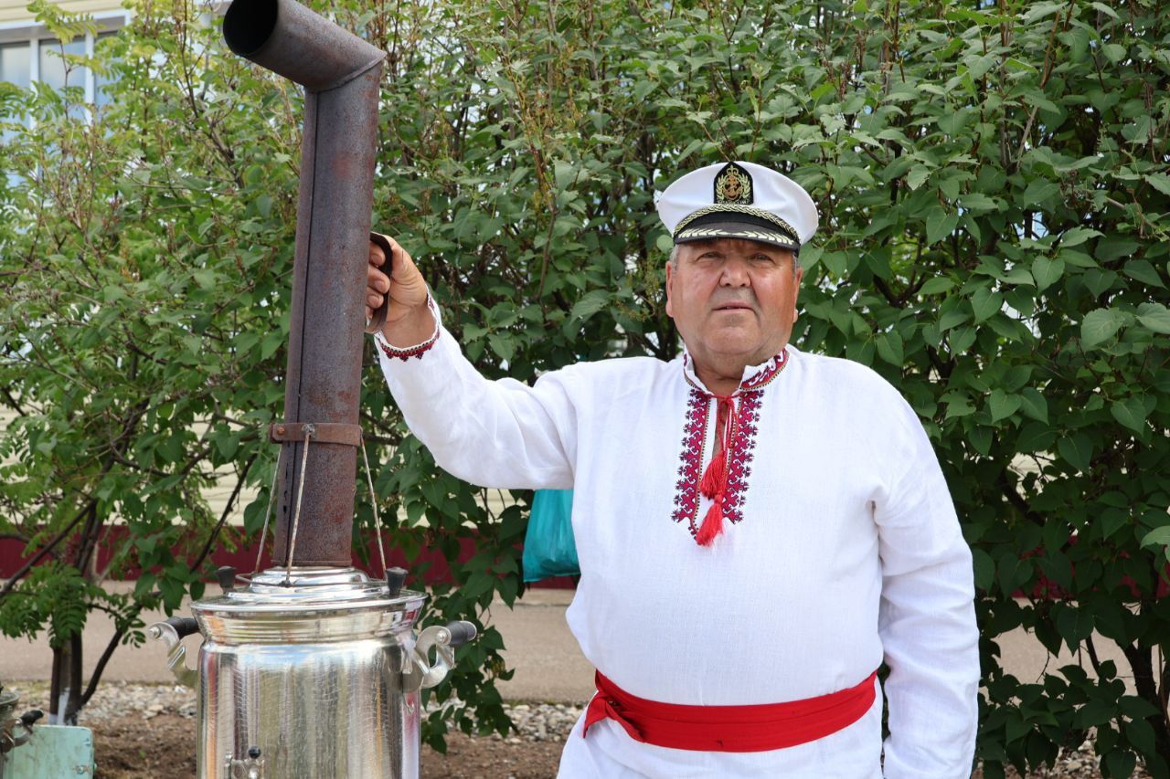 Изге эшләр, ихлас гамәлләр: Мари Суыксу авылы бәйрәменнән безнең фоторепортаж