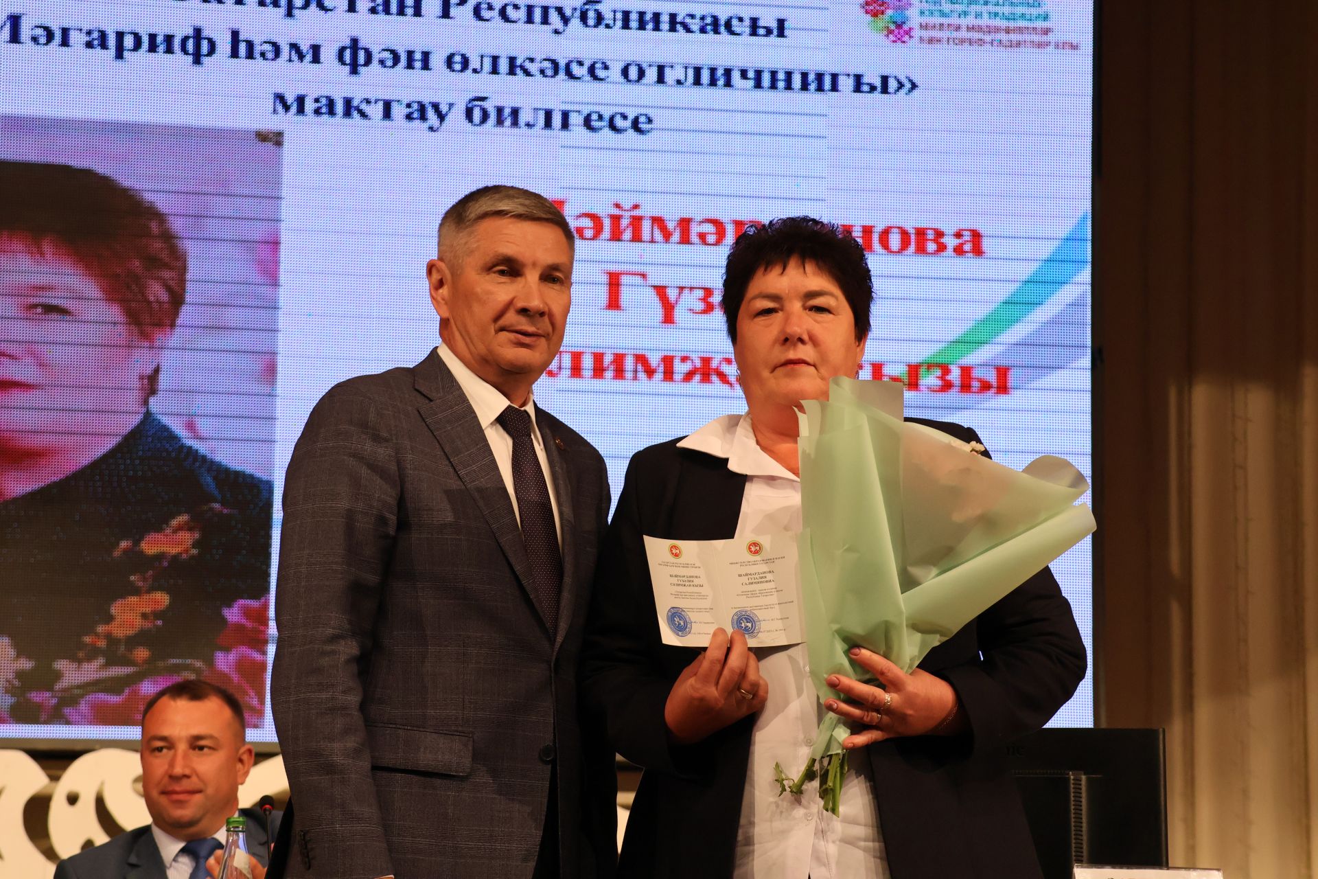 Зур фоторепортаж: Яңа уку елына — яңа таләпләр