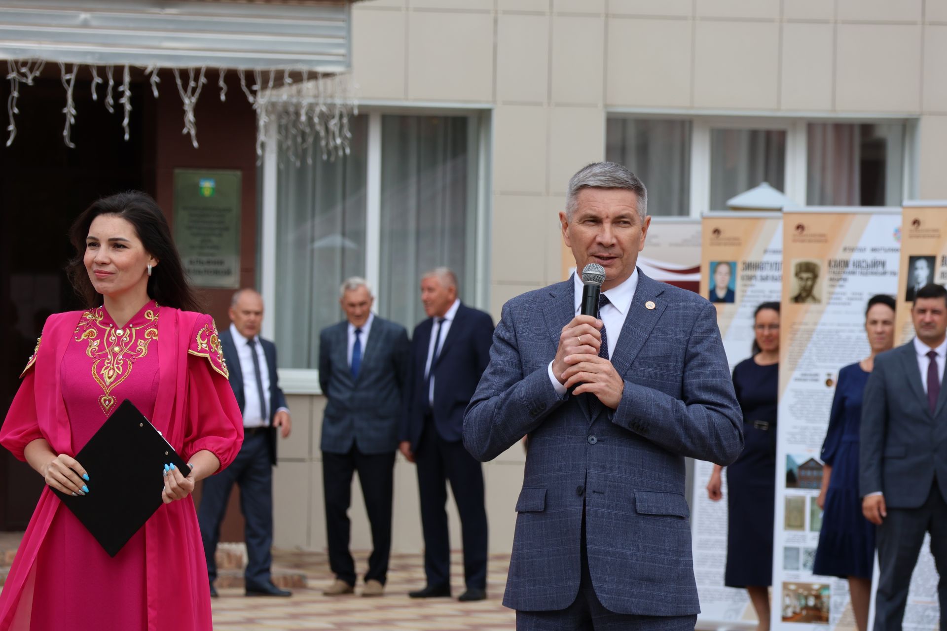 Зур фоторепортаж: Яңа уку елына — яңа таләпләр