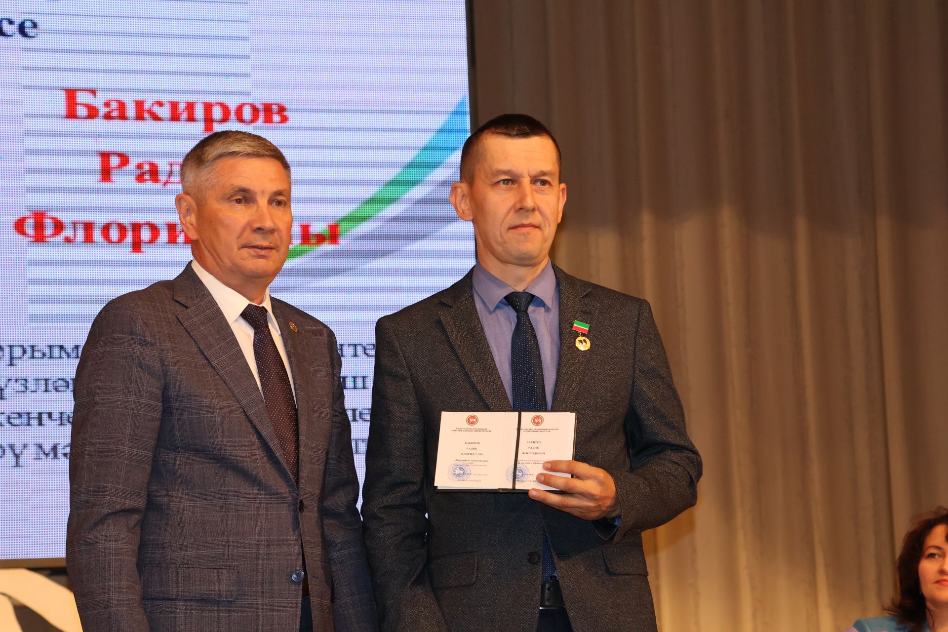 Зур фоторепортаж: Яңа уку елына — яңа таләпләр