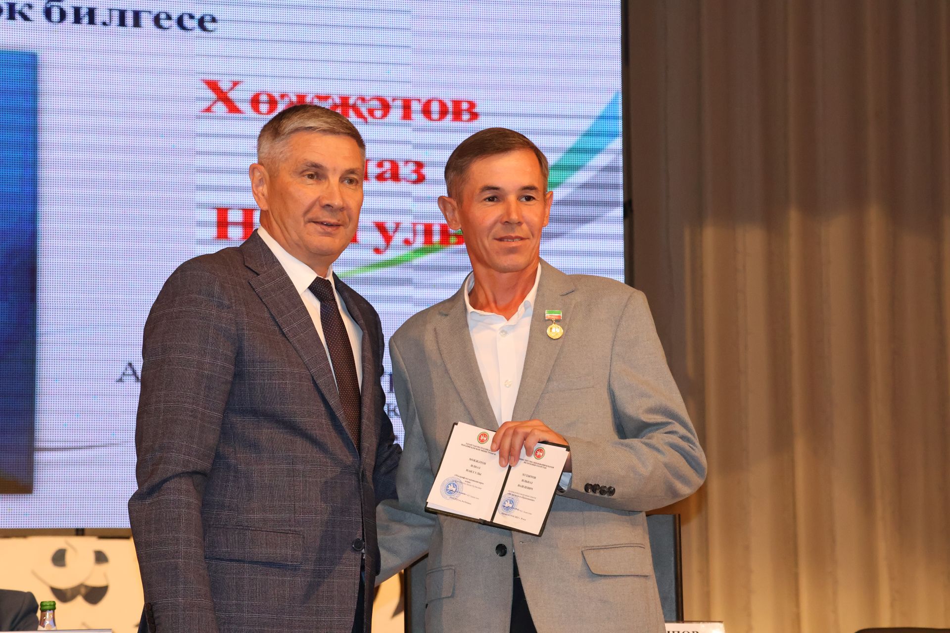 Зур фоторепортаж: Яңа уку елына — яңа таләпләр