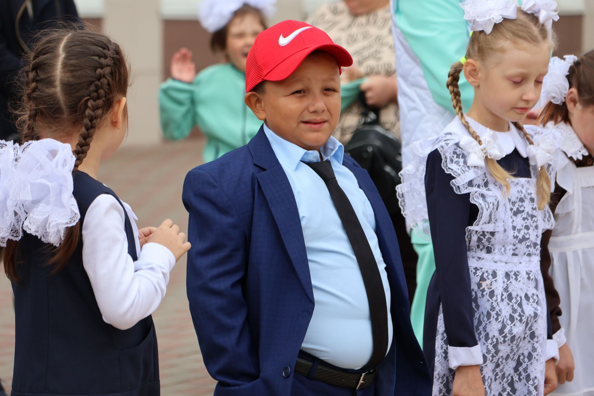 Зур фоторепортаж: Яңа уку елына — яңа таләпләр