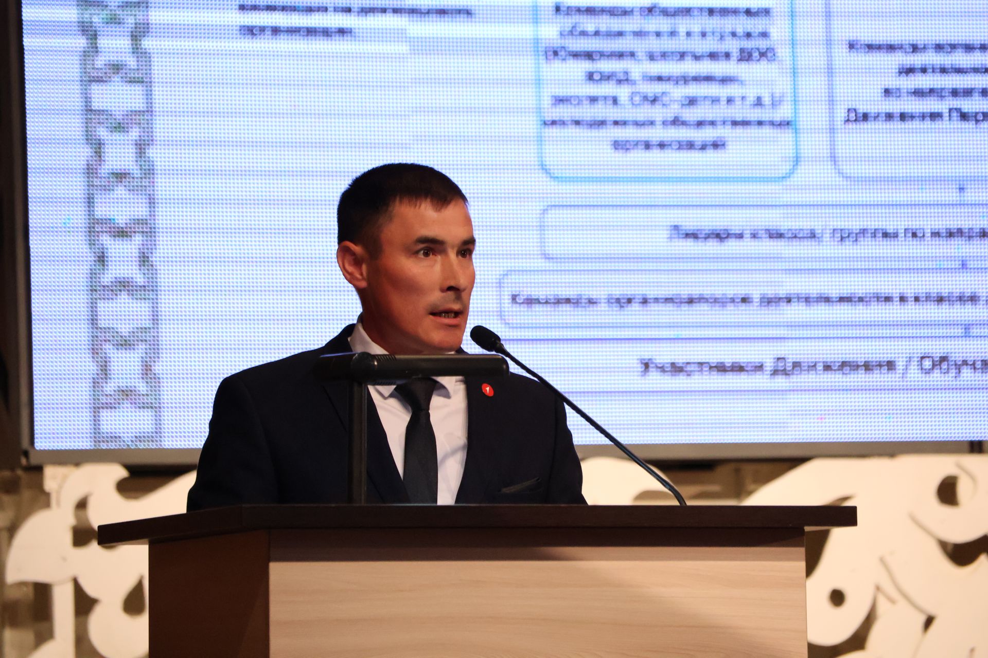 Зур фоторепортаж: Яңа уку елына — яңа таләпләр