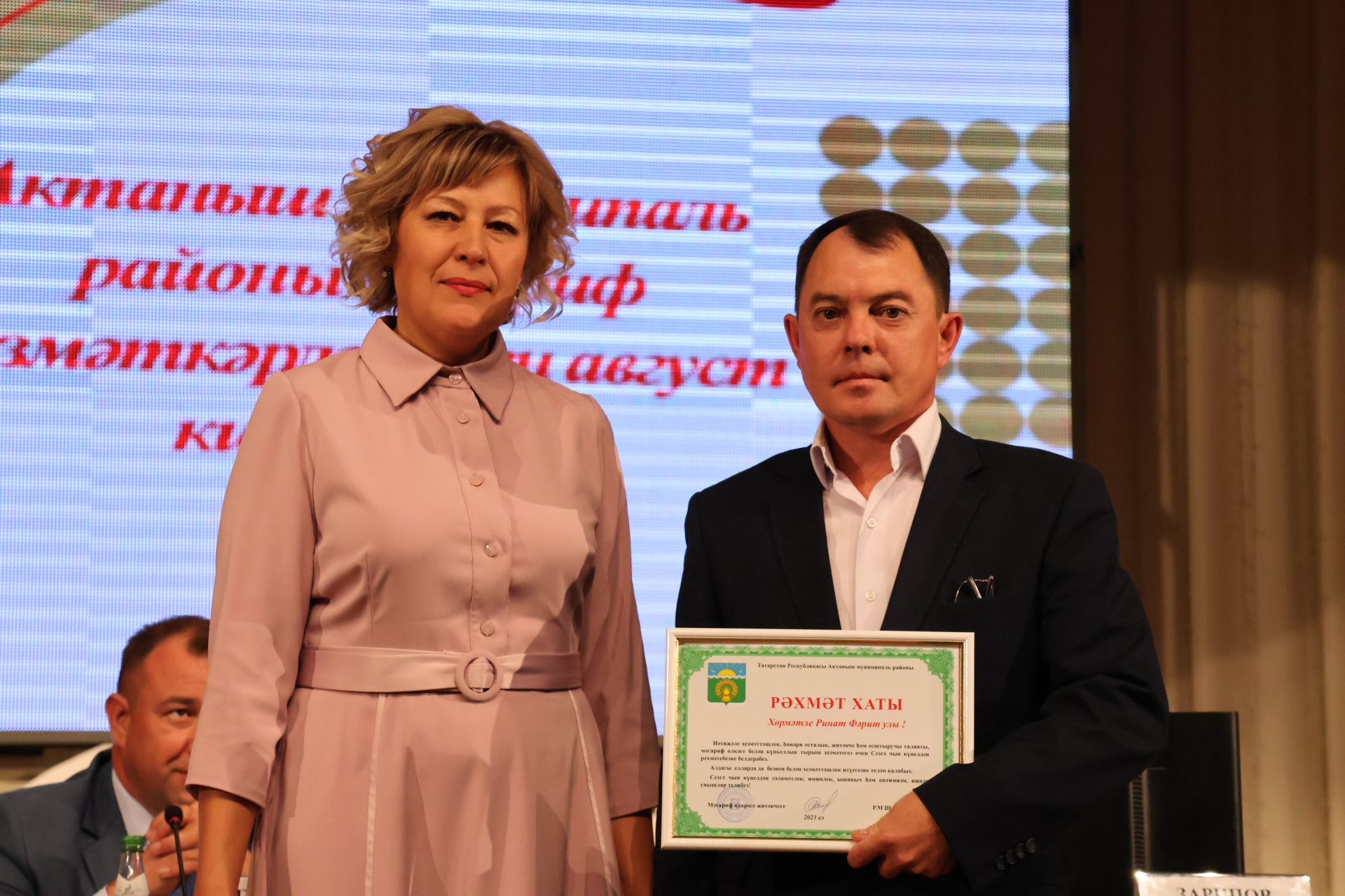 Зур фоторепортаж: Яңа уку елына — яңа таләпләр