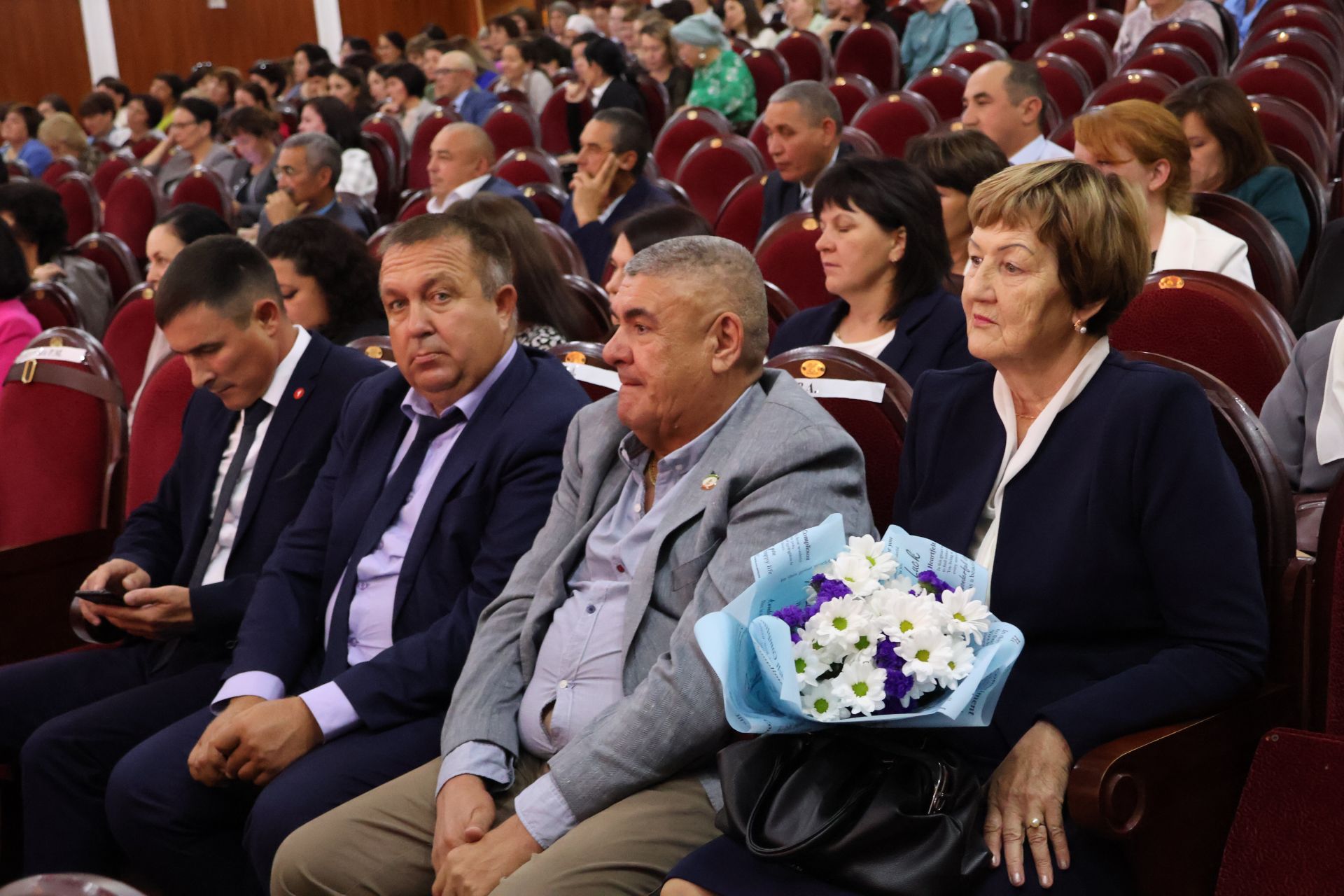 Зур фоторепортаж: Яңа уку елына — яңа таләпләр