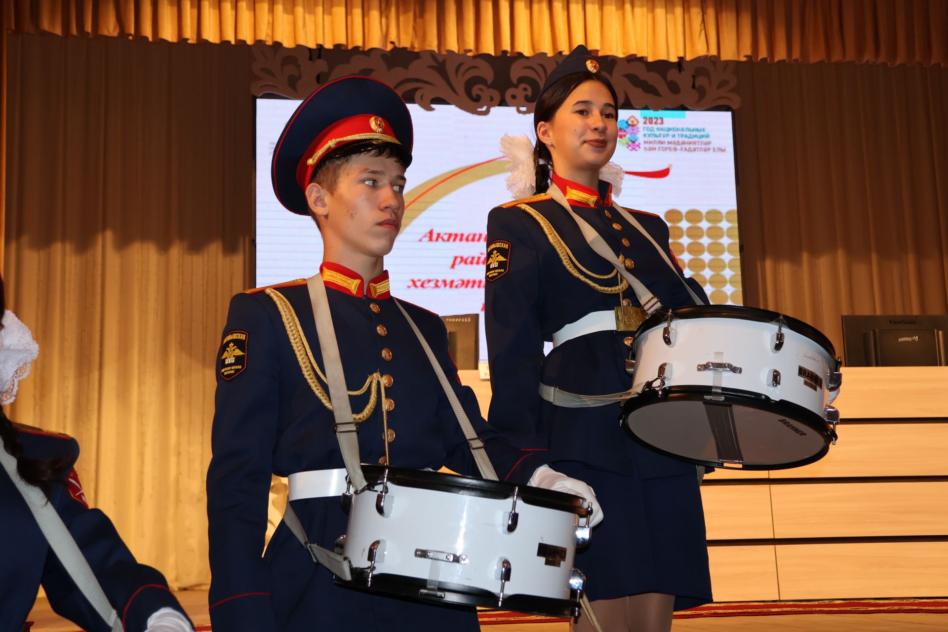 Зур фоторепортаж: Яңа уку елына — яңа таләпләр