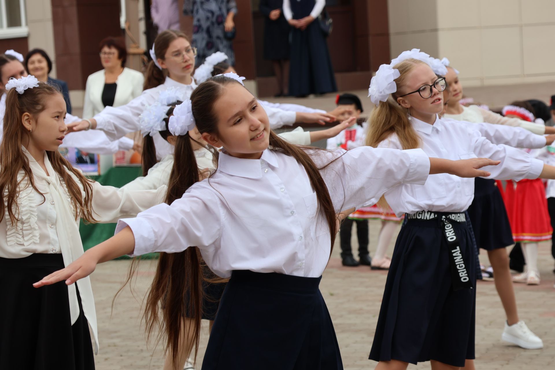Зур фоторепортаж: Яңа уку елына — яңа таләпләр