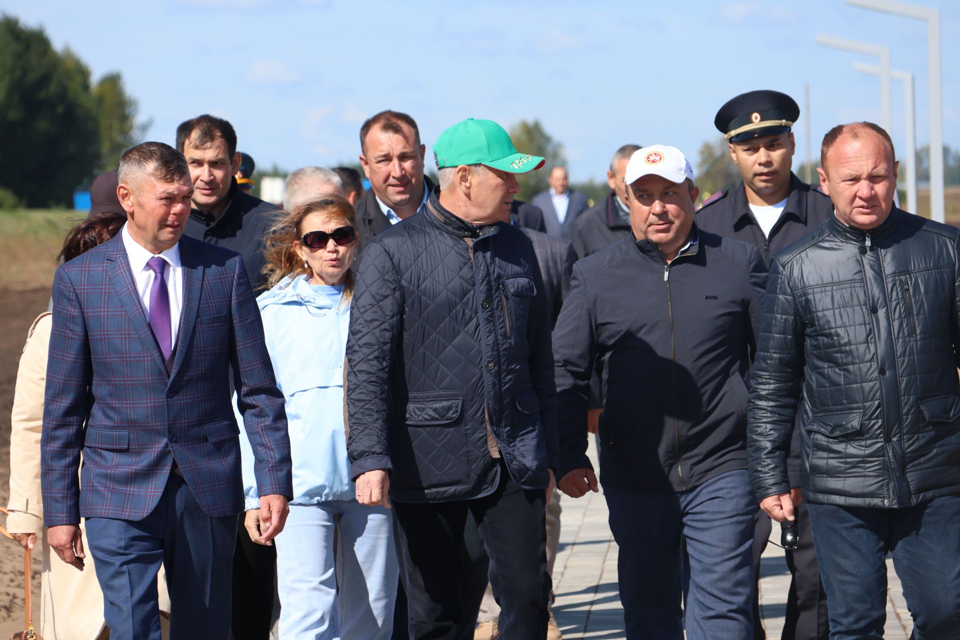 Чәчәк ат, Республикам!(махсус фоторепортаж)
