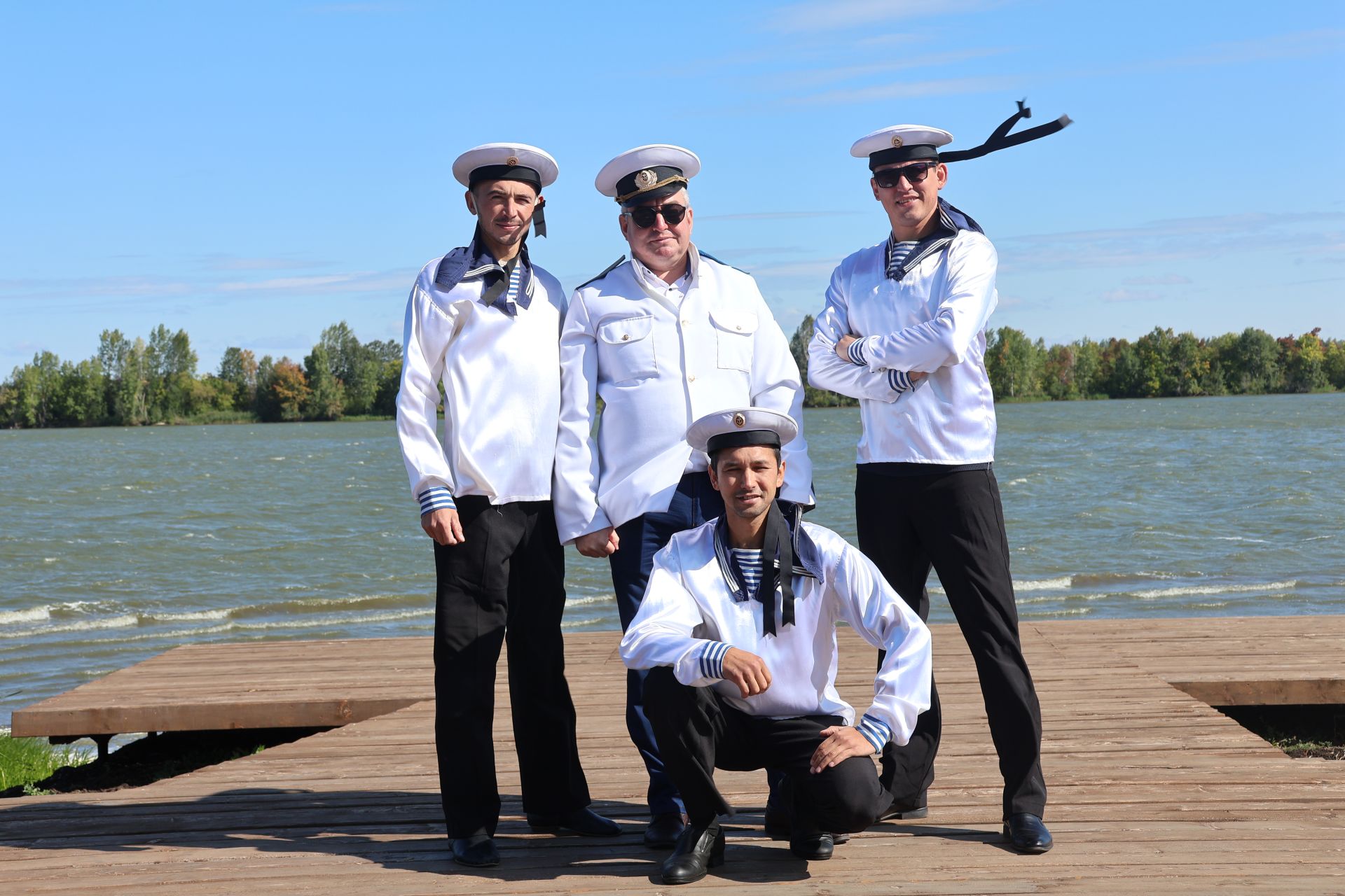 Чәчәк ат, Республикам!(махсус фоторепортаж)