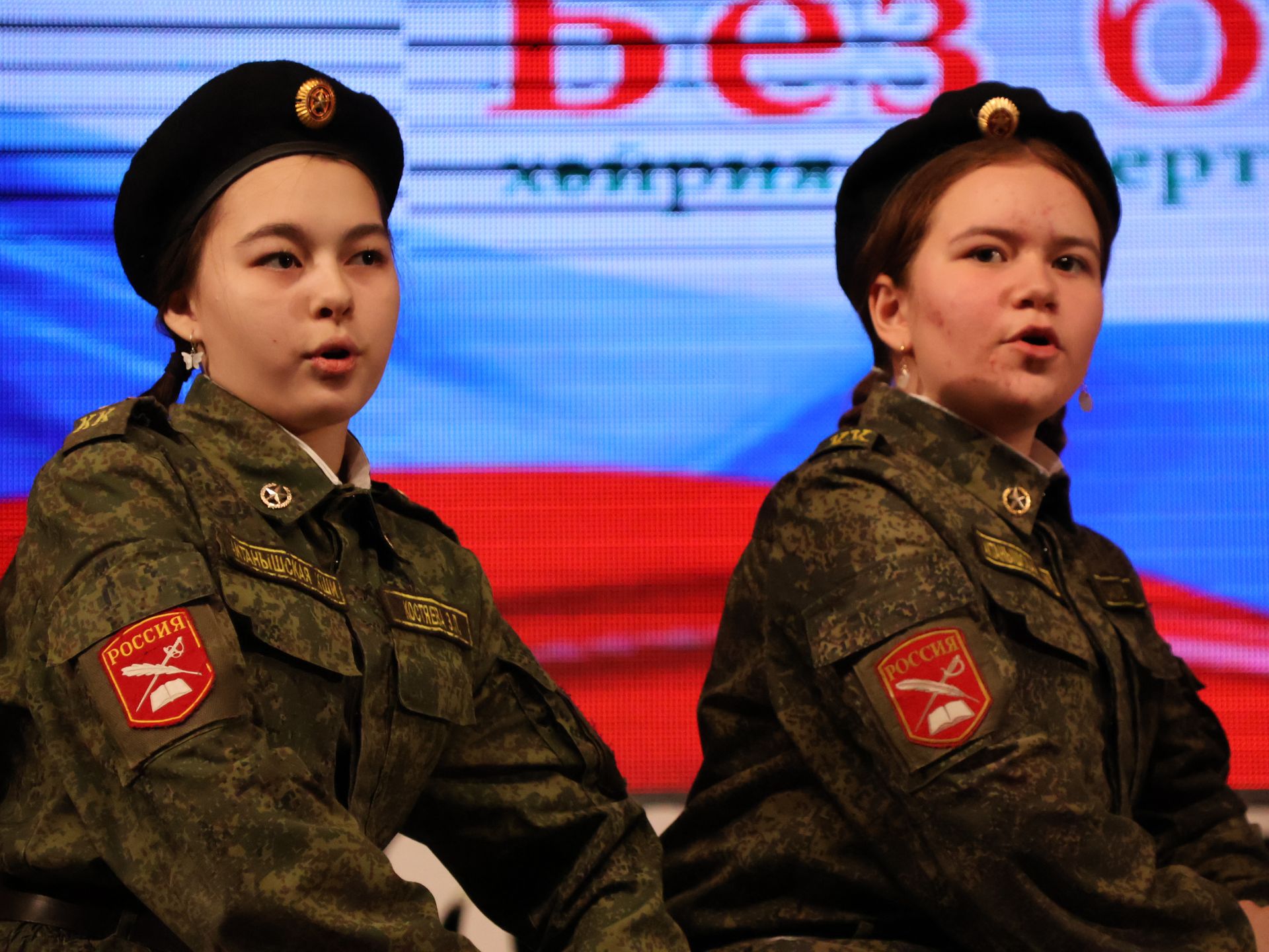 "Без бергә!" хәйрия концертыннан безнең фоторепортаж