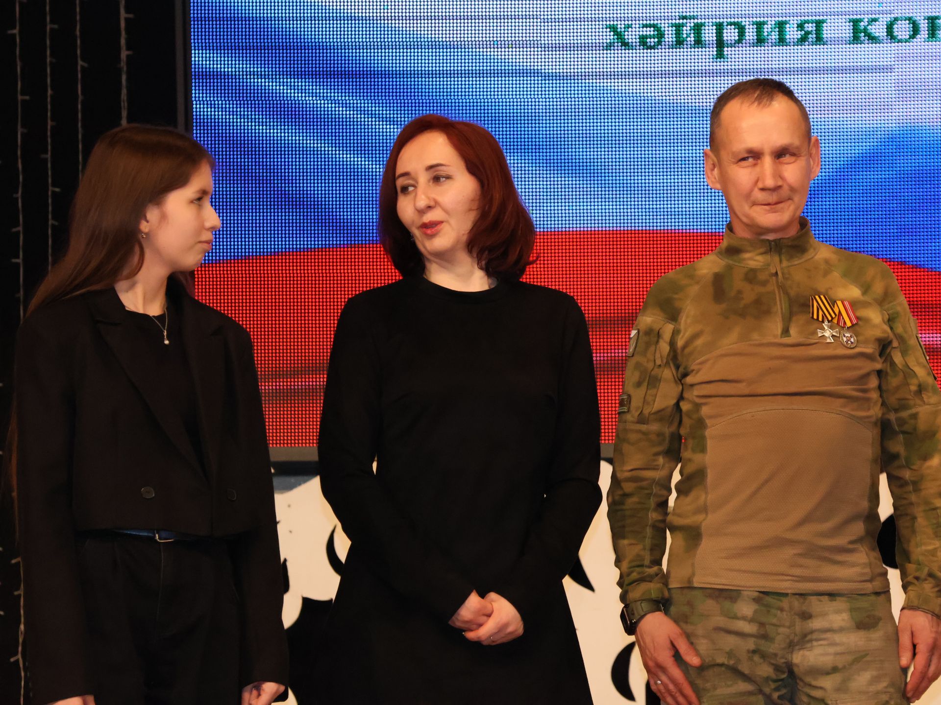 "Без бергә!" хәйрия концертыннан безнең фоторепортаж