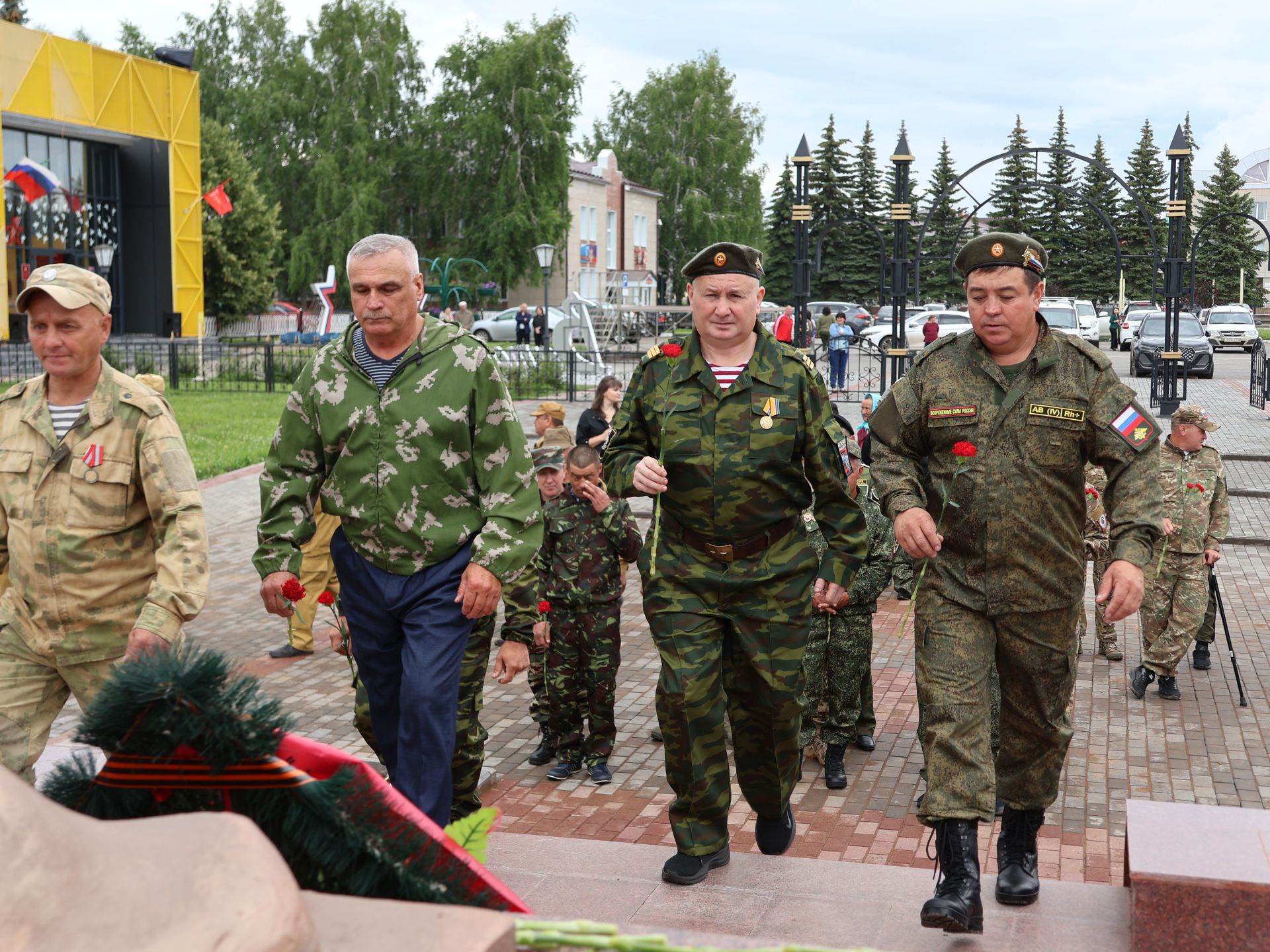 Сезнең язмыш — илебез тарихы: Сугышчан хәрәкәтләр ветераннары көненнән безнең фоторепортаж
