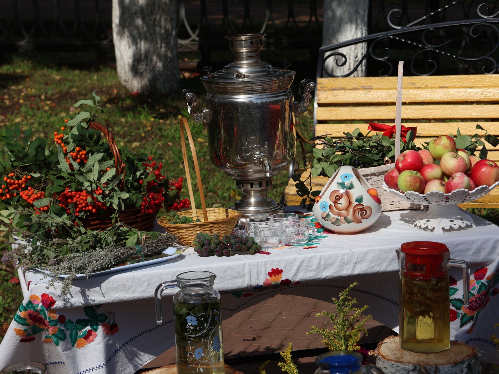 Саумысыз, авылдашлар: Теләкәйдә композиторлар Касыйм Бакиров һәм Рәшит Рәхимов истәлегенә һәйкәлләр ачылды