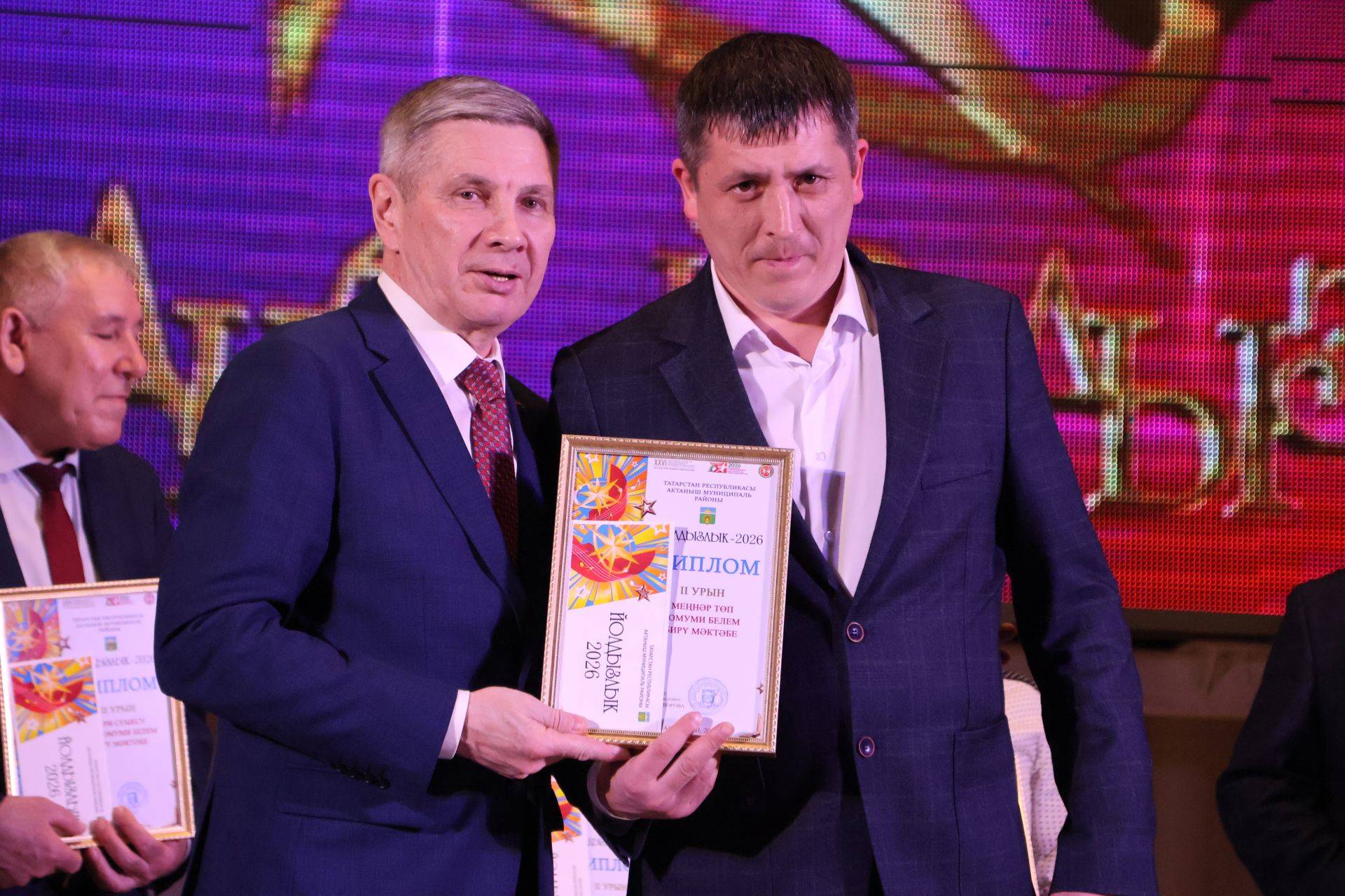 Актаныш күгендә яңа йолдызлар: "Йолдызлык-2026" эстрада фестивале Гала-концертыннан безнең репортаж