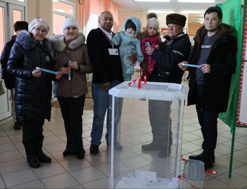 Сайлаулардан хәбәрләр: Мари Суыксуы авылы халкы гаилә кыйммәтләрен, гореф-гадәтләрне саклап яшәве белән көчле!
