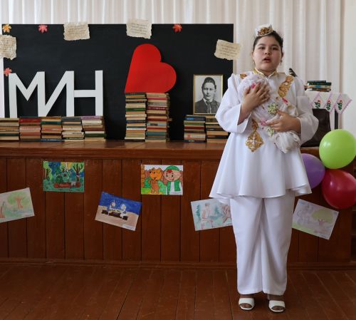 Туган тел аенда: Бүген Яңа Әлем мәктәбендә Габдулла Тукай исемендәге фәнни-гамәли укулар уза