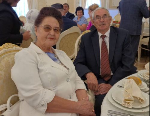 Фәһимә һәм Рәфит Шәйгәрдановлар Татарстан Республикасы рәисе һәм аның хатынының тантнаналы кабул итүендә катнаша
