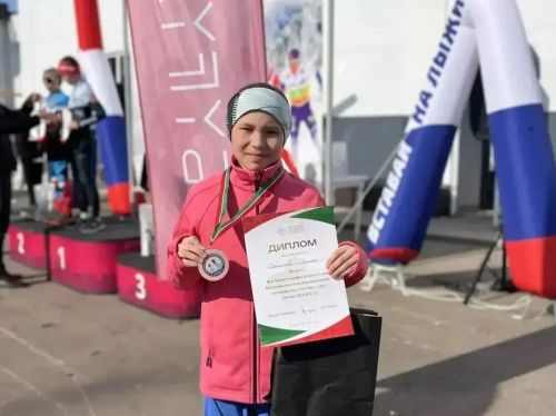 Яшь чаңгычыбыз Лиана Сабирова Бөгелмәдә 3 урын алды