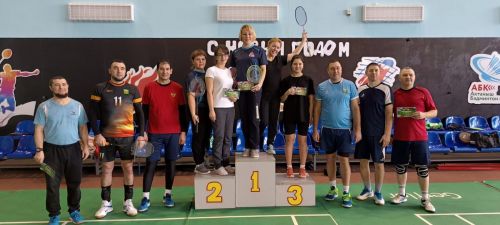 Бадминтонны иң оста уйнаучылар арасында төрле һөнәр ияләре бар