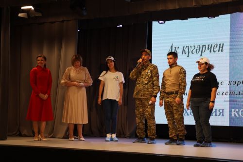 «Ак күгәрчен» хәйрия концертыннан кергән акчалар авыр яралыларга медикаментлар алу өчен тотылачак (фотолар, видео)