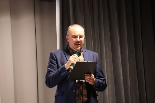 «Ак күгәрчен» хәйрия концертыннан кергән акчалар авыр яралыларга медикаментлар алу өчен тотылачак (фотолар, видео)