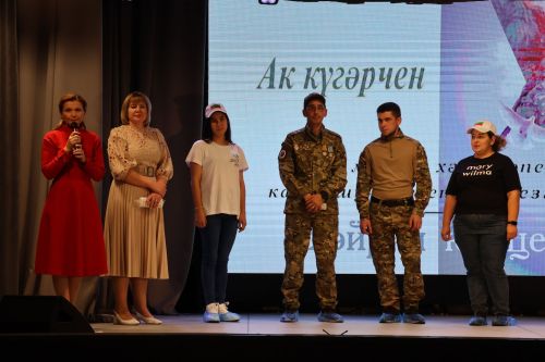 «Ак күгәрчен» хәйрия концертыннан кергән акчалар авыр яралыларга медикаментлар алу өчен тотылачак (фотолар, видео)