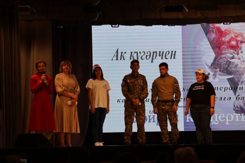 «Ак күгәрчен» хәйрия концертыннан кергән акчалар авыр яралыларга медикаментлар алу өчен тотылачак (фотолар, видео)