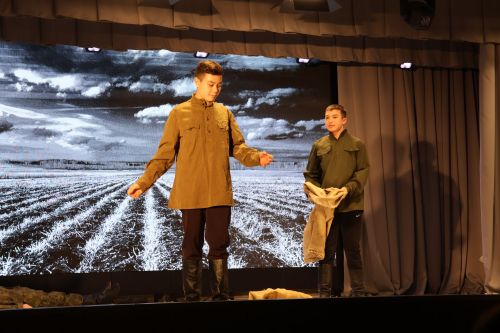 «Ак күгәрчен» хәйрия концертыннан кергән акчалар авыр яралыларга медикаментлар алу өчен тотылачак (фотолар, видео)
