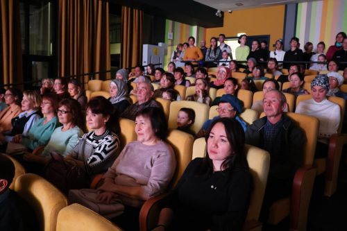 «Ак күгәрчен» хәйрия концертыннан кергән акчалар авыр яралыларга медикаментлар алу өчен тотылачак (фотолар, видео)