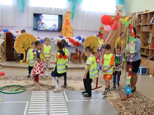 Юлда йөрсәң бул өлгер- юл кагыйдәләрен нык бел!