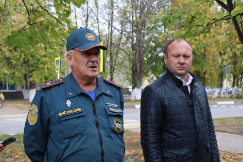Төшке аш алдыннан хакимияттә эшләүчеләрне эвакуацияләделәр