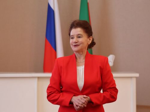 Гимназия укучылары ЗАГСның «Гаилә мәктәбе»ндә бәхетле гаилә кору серләрен ачты