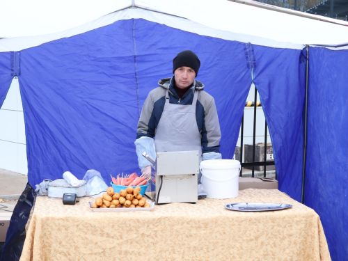 Ярминкәгә рәхим итегез: Актанышта Халыклар бердәмлеге көненә багышланган сәүдә бәйрәме уза
