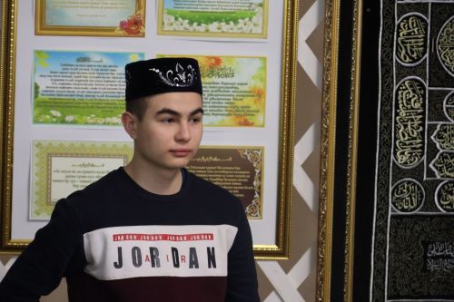 СӨБХАНАЛЛАҺ: “Бүләк” мәчете мәдрәсәсеннән 11 мөслимә таныклыкка ия булды
