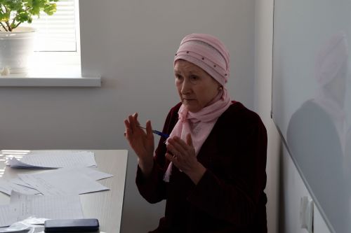 БАЛАЛАР ДИНГӘ ТАРТЫЛА, НАМАЗ УКЫРГА ЯРАТА
