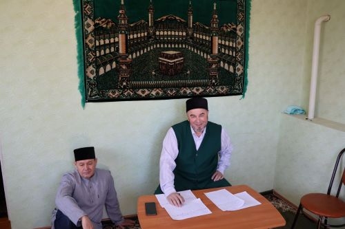 БАЛАЛАР ДИНГӘ ТАРТЫЛА, НАМАЗ УКЫРГА ЯРАТА