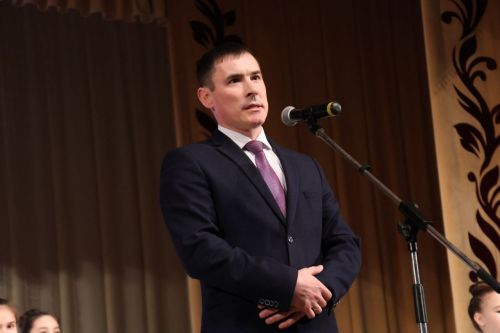 Бүген район балалар сәнгать мәктәбе коллективы 2022-2023 уку елын йомгаклап хисап концерты күрсәтте