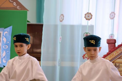 “АК КАЛФАК”НЫҢ КҮЧМӘ УТЫРЫШЫННАН: ЙОЛАЛАР ОНЫТЫЛМАСА, ХАЛЫК ЯШӘР, МИЛЛӘТ БАЛКЫР!