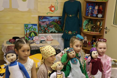 “АК КАЛФАК”НЫҢ КҮЧМӘ УТЫРЫШЫННАН: ЙОЛАЛАР ОНЫТЫЛМАСА, ХАЛЫК ЯШӘР, МИЛЛӘТ БАЛКЫР!