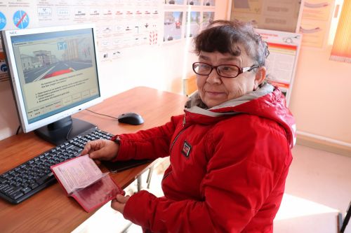 Мөмкинлекләре чикләнмәгән аларның- райондашларыбыз автомобиль йөртүдә осталыкларын сынады  (фотолар)