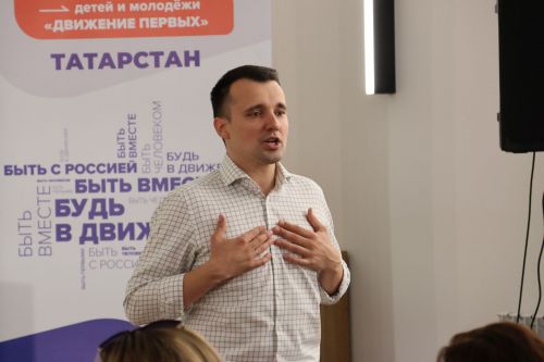 Актанышка «Алдынгылар хәрәкәте»нең Татарстан бүлекчәсе җитәкчесе Тимур Сөләйманов килде (фотолар)