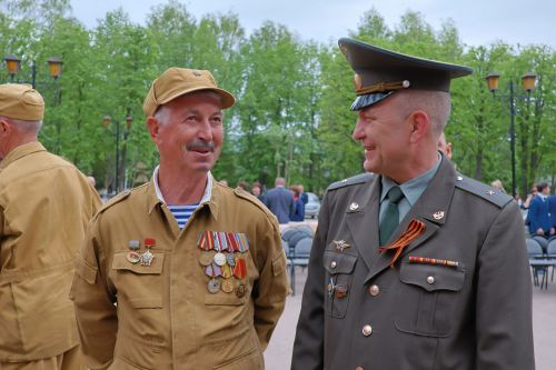 Махсус хәрби операциядә һәлак булган якташыбыз Раил Надриев- батырлык һәм горурлык үрнәге (фото һәм видео)