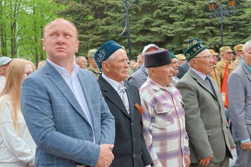 Махсус хәрби операциядә һәлак булган якташыбыз Раил Надриев- батырлык һәм горурлык үрнәге (фото һәм видео)
