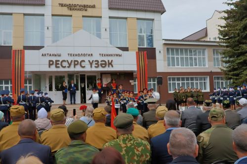 Махсус хәрби операциядә һәлак булган якташыбыз Раил Надриев- батырлык һәм горурлык үрнәге (фото һәм видео)